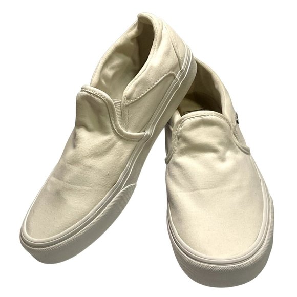Vans Shoes - VANS WHITE SLIP ONS SHOES SNEAKERS SZ 8.5 LOW RISE SKATER SURFER WOMENS